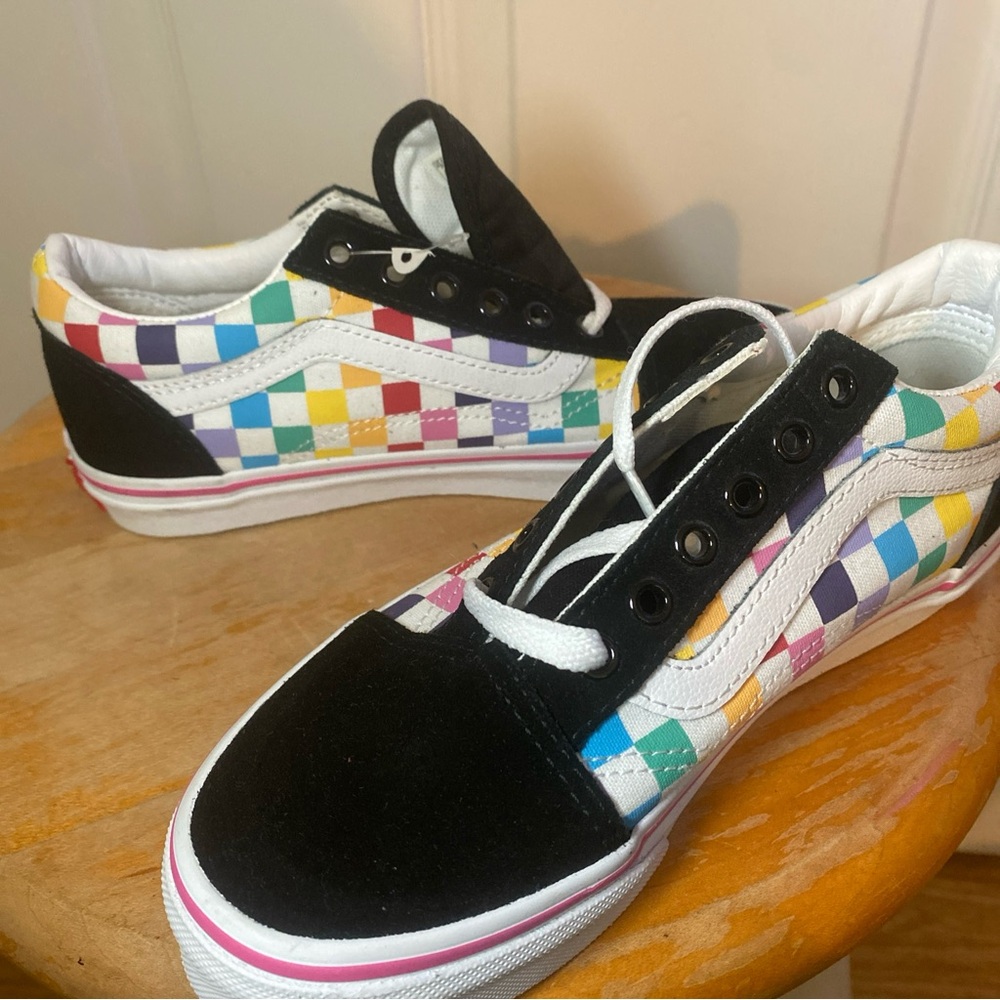 New kids rainbow checker Vans- size 2.5